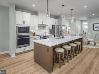3223 Leopold Court