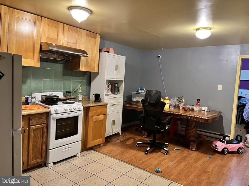1818 S 8TH Street, Philadelphia PA 19148