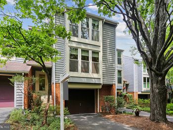 11333 Orchard Lane