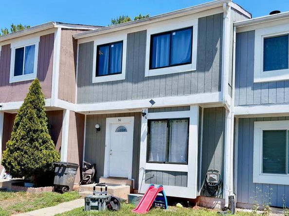 30 Sugarland Square Court, Sterling VA 20164
