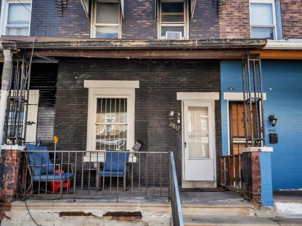 1913 S Beechwood Street, Philadelphia PA 19145