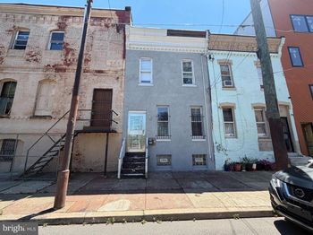 2213 N 11TH Street