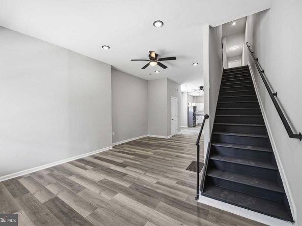 263 W Duval Street, Philadelphia PA 19144