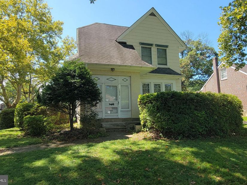 1050 Stanwood Street, Philadelphia PA 19111