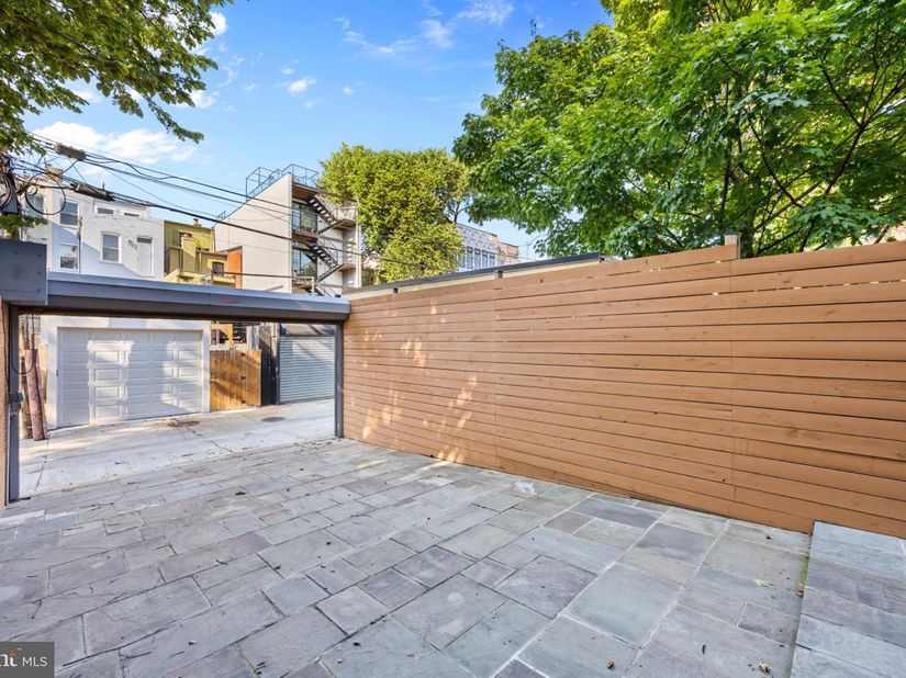 1329 Irving Street NW P1, Washington DC 20010