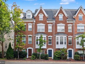204 Martin Lane