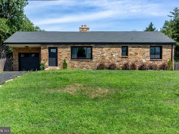 123 Holly Road