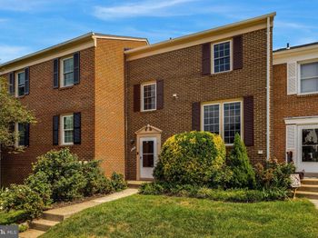 926 Sherwood Court