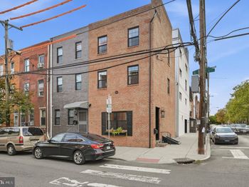 1300 S 6TH Street