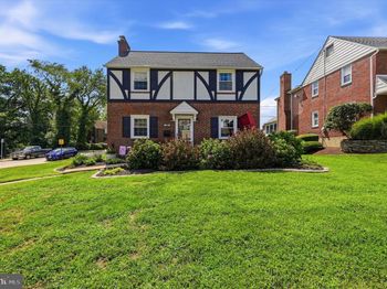 808 Stanbridge Road