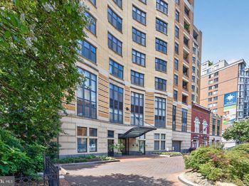 400 Massachusetts Avenue NW