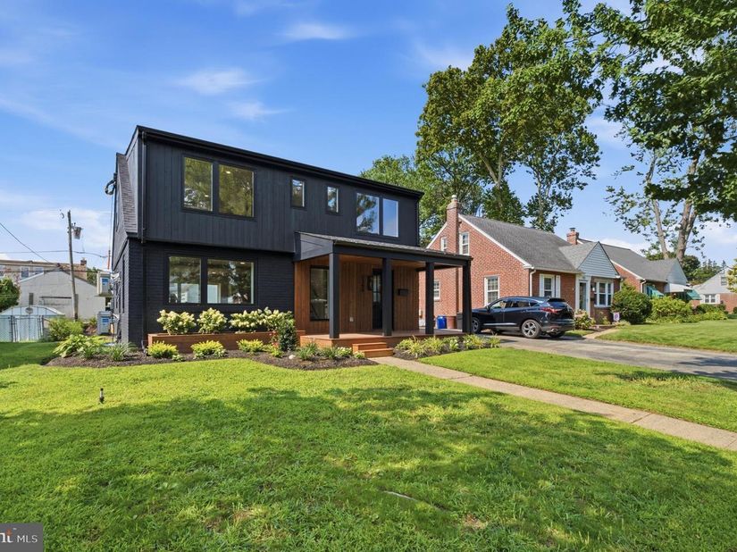 1348 Harrington Road, Havertown PA 19083