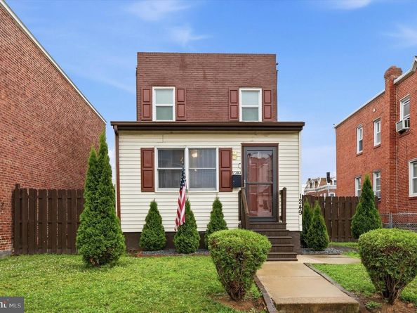 1249 E 12TH Street, Eddystone PA 19022