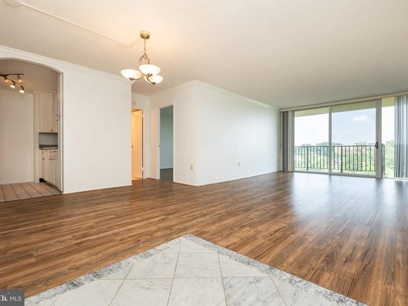 4600 S Four Mile Run Drive 1207, Arlington VA 22204