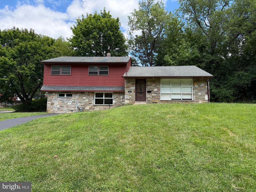 413 Asbury Avenue, Elkins Park PA 19027
