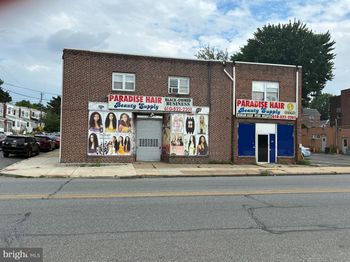 300 Macdade Boulevard