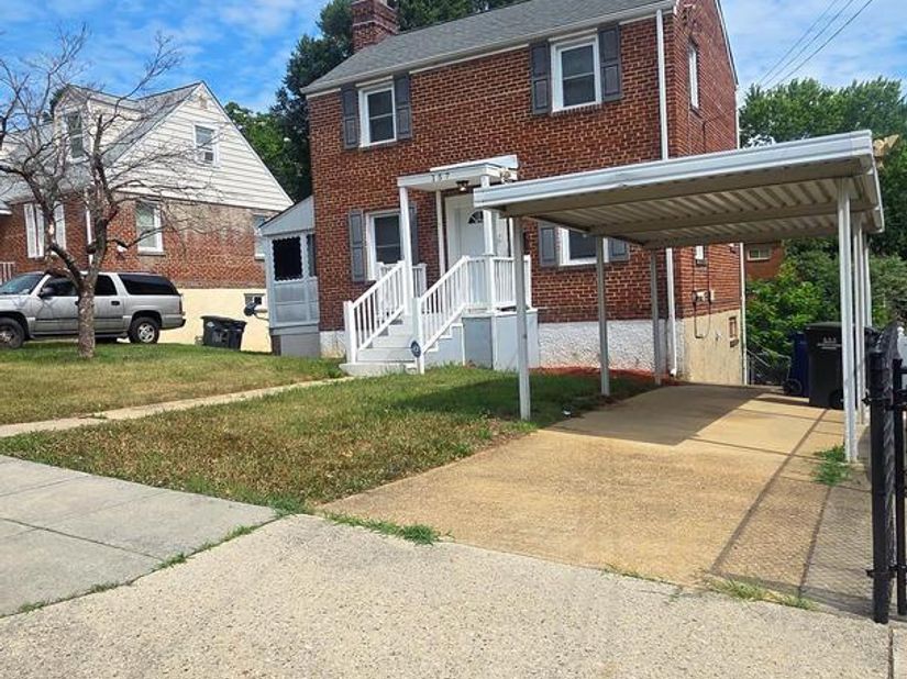 157 Chesapeake Street SW, Washington DC 20032