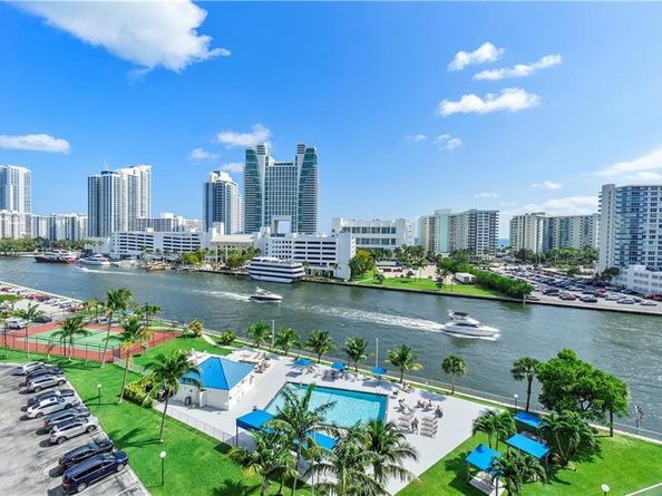 200 Leslie Dr 915, Hallandale Beach FL 33009