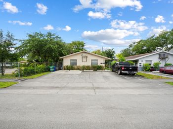 2840 NW 13th Court