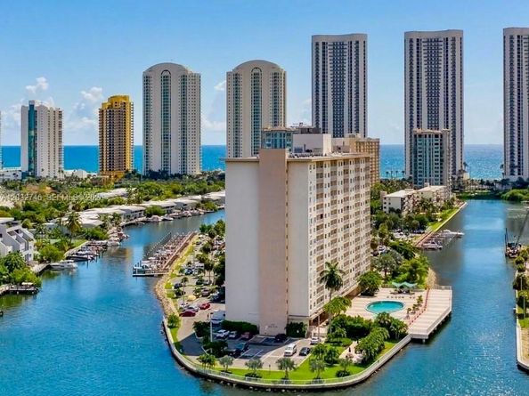 400 Kings Point Drive 309, Sunny Isles Beach FL 33160