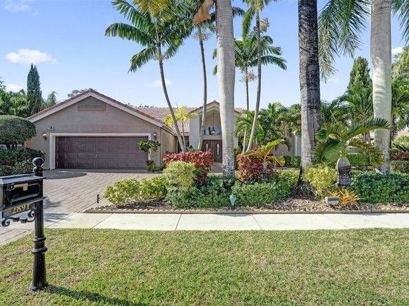 2891 NW 28th Ter, Boca Raton FL 33434