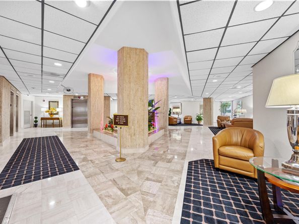 10777 W Sample Road 319, Coral Springs FL 33065