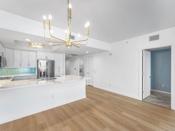 2650 Lake Shore Drive