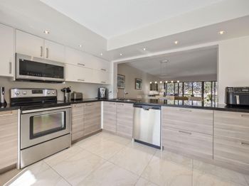 5659 Fairway Park Drive