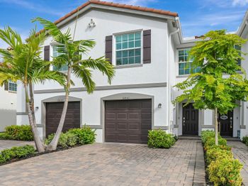 6851 Broadwater Lane