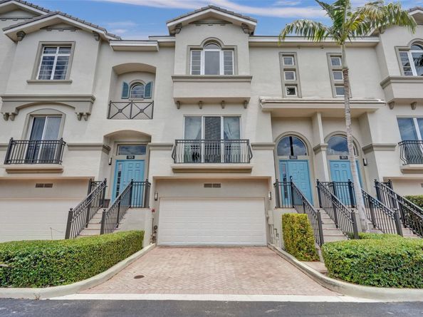 1861 Coral Heights Blvd 502, Oakland Park FL 33308