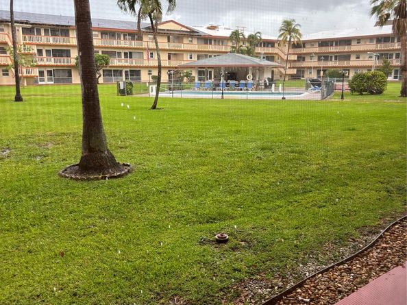 5300 Washington B130, Hollywood FL 33021