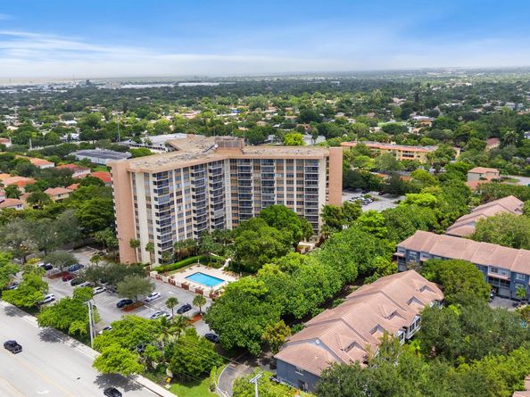 10777 W Sample Road 508, Coral Springs FL 33065