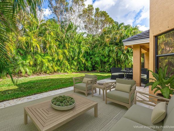 10293 Medicis Place, Wellington FL 33449