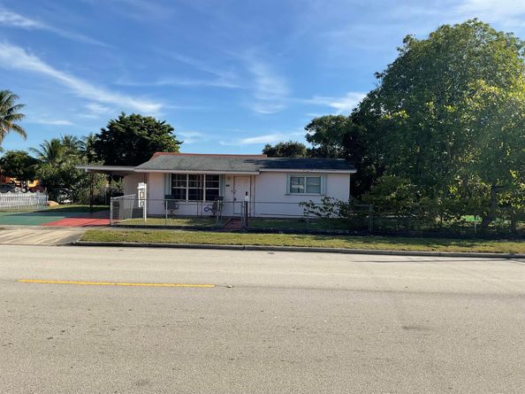 2100 Mercer Avenue, West Palm Beach FL 33401