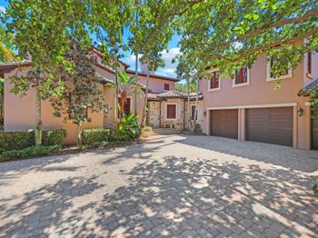 441 Via Del Orso Drive