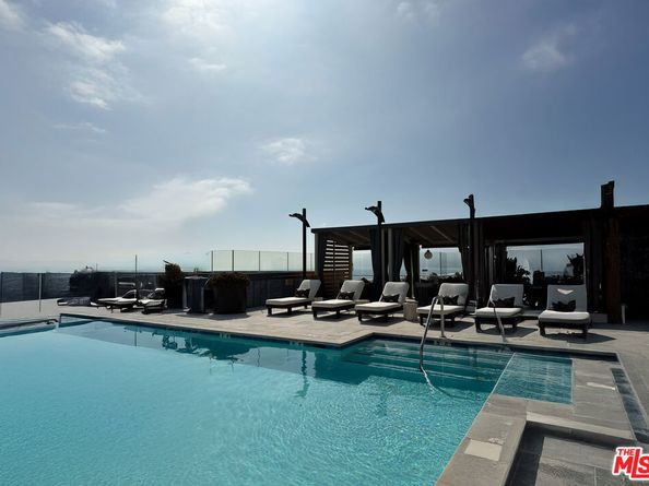 1755 Ocean Avenue Avenue 203, Santa Monica CA 90401