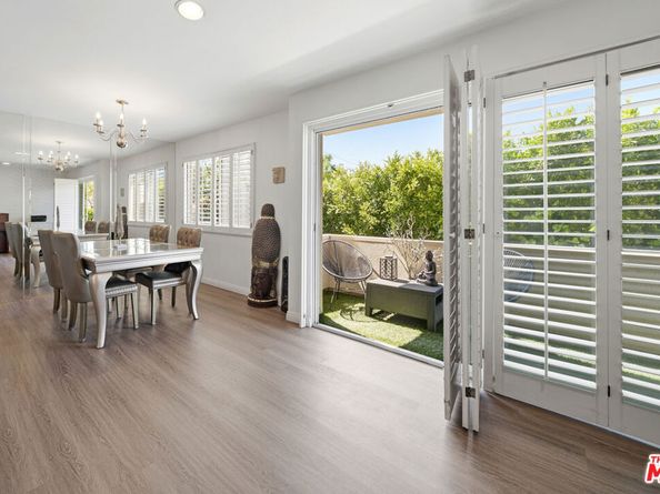 2301 S Beverly Glen Boulevard 105, Los Angeles CA 90064