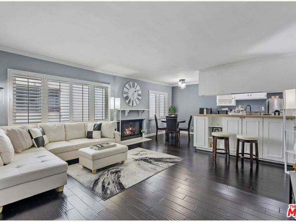 11639 Chenault Street 404, Los Angeles CA 90049