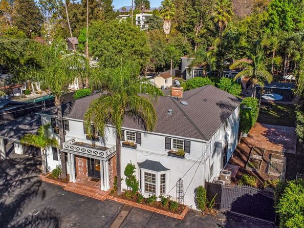3726 Laurel Canyon Boulevard, Studio City CA 91604