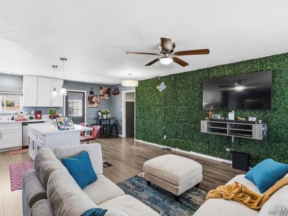5567 Las Alturas Ter, San Diego CA 92114