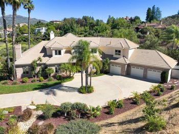 17941 Vista Lomas Dr