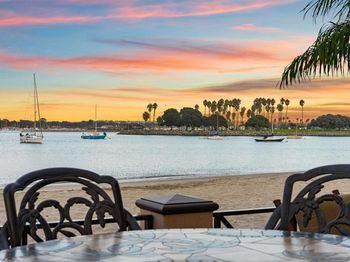 2741 Bayside Walk
