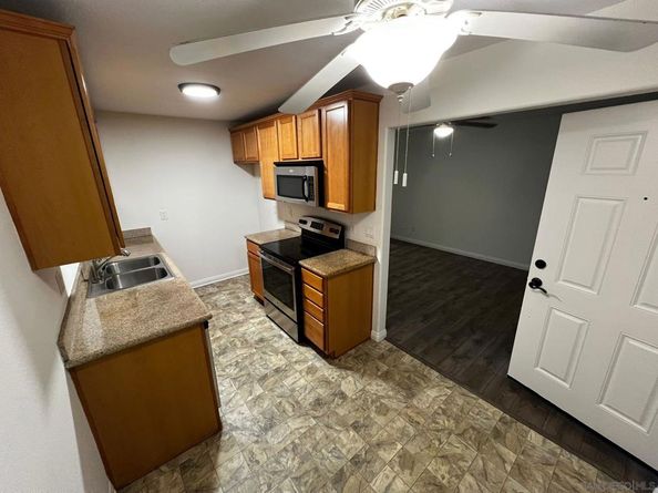 2360 Paseo De Laura 1, Oceanside CA 92056