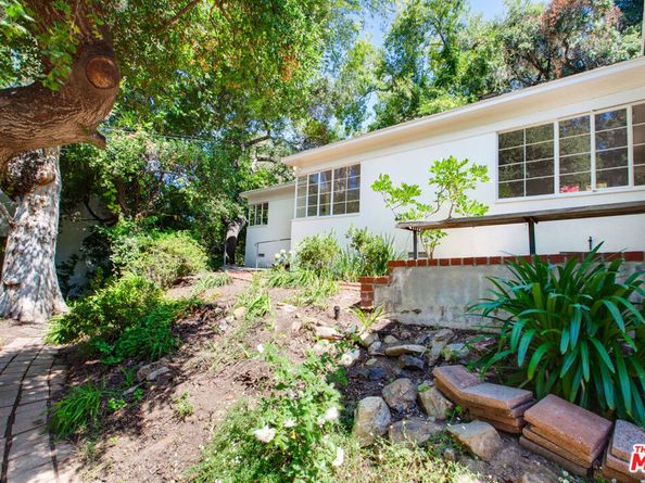 10321 Chrysanthemum Lane, Los Angeles CA 90077
