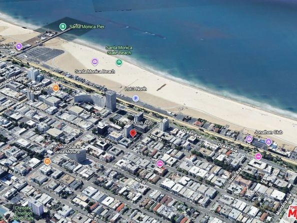 210 California Avenue, Santa Monica CA 90403