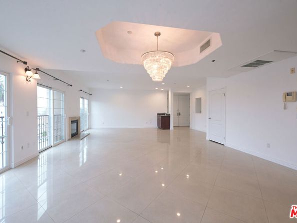 8555 Cashio Street PH4, Los Angeles CA 90035