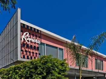 1035 N Sierra Bonita Avenue