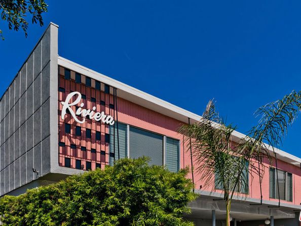 1035 N Sierra Bonita Avenue, West Hollywood CA 90046