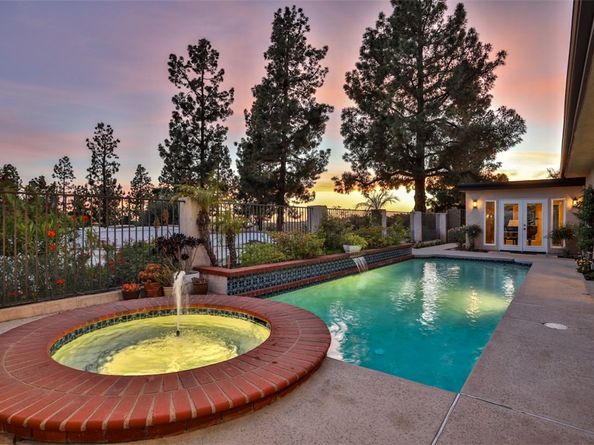2708 N Mountain Avenue, Claremont CA 91711
