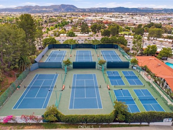 7802 Via Tortona, Burbank CA 91504